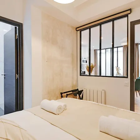 Elegant Neuf 2 Bdr 6p - Republique Appartamento